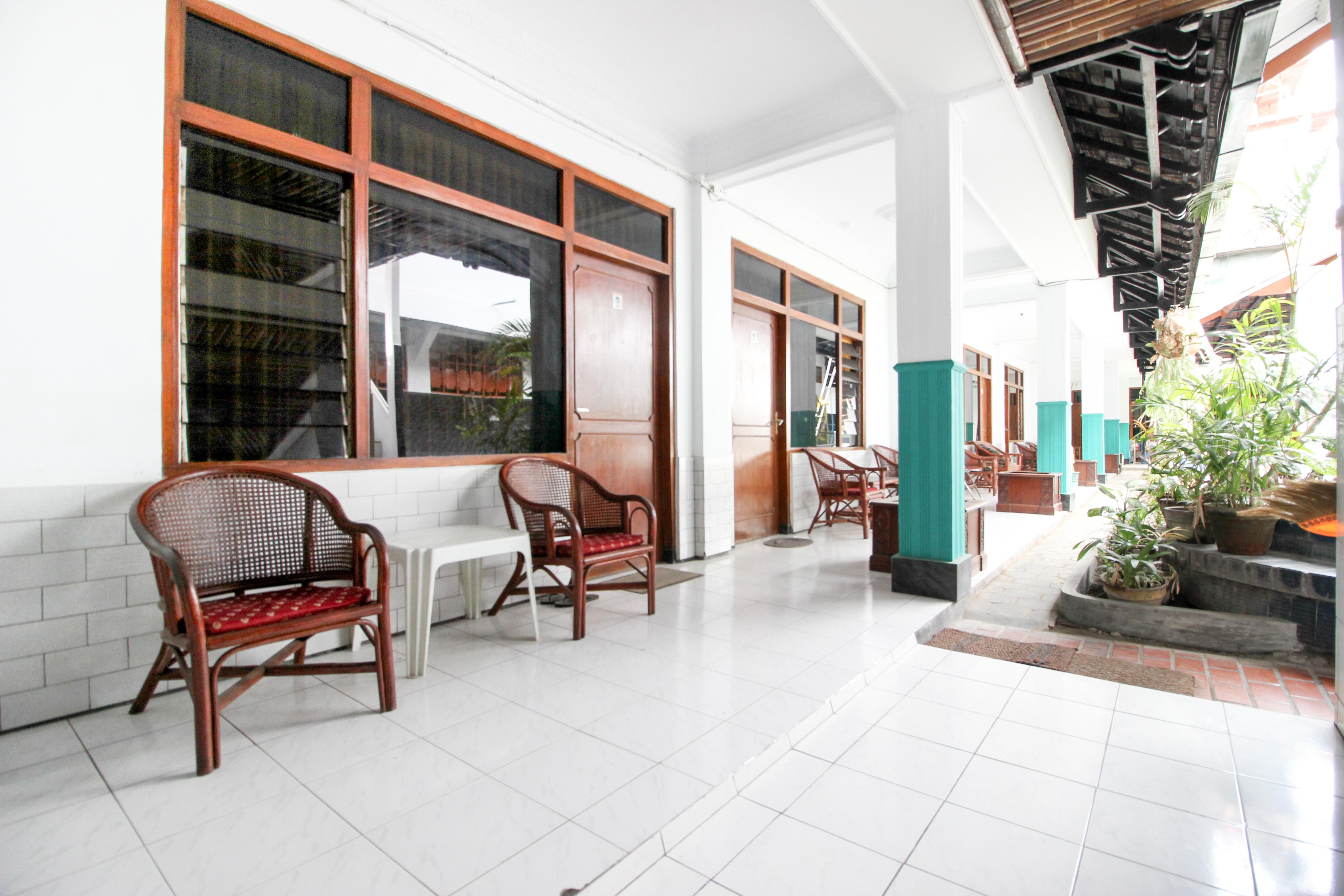 Reddoorz Plus Near Alun Alun Selatan Jogyakarta Zewnętrze zdjęcie